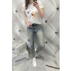 Trendy dámské elastické jeansy ve větších velikostech modré netrhané