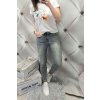 Trendy dámské elastické jeansy ve větších velikostech modré netrhané