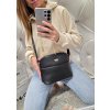 kabelka coveri crossbody černá drží tvar