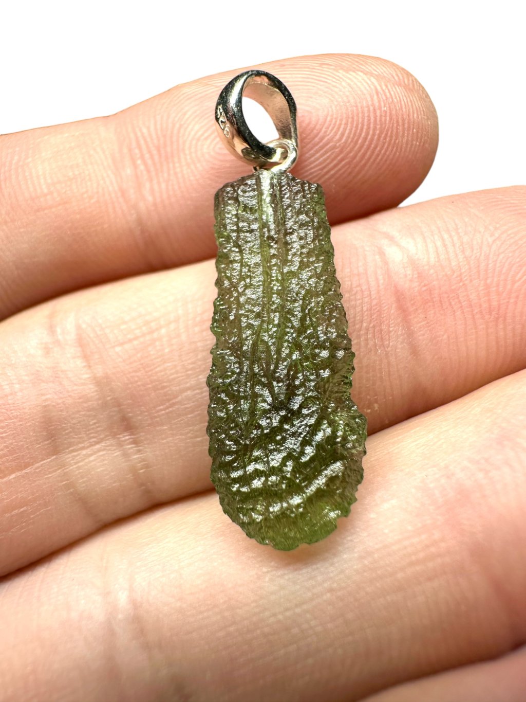 Stříbrný vltavínový přívěsek 1,6g