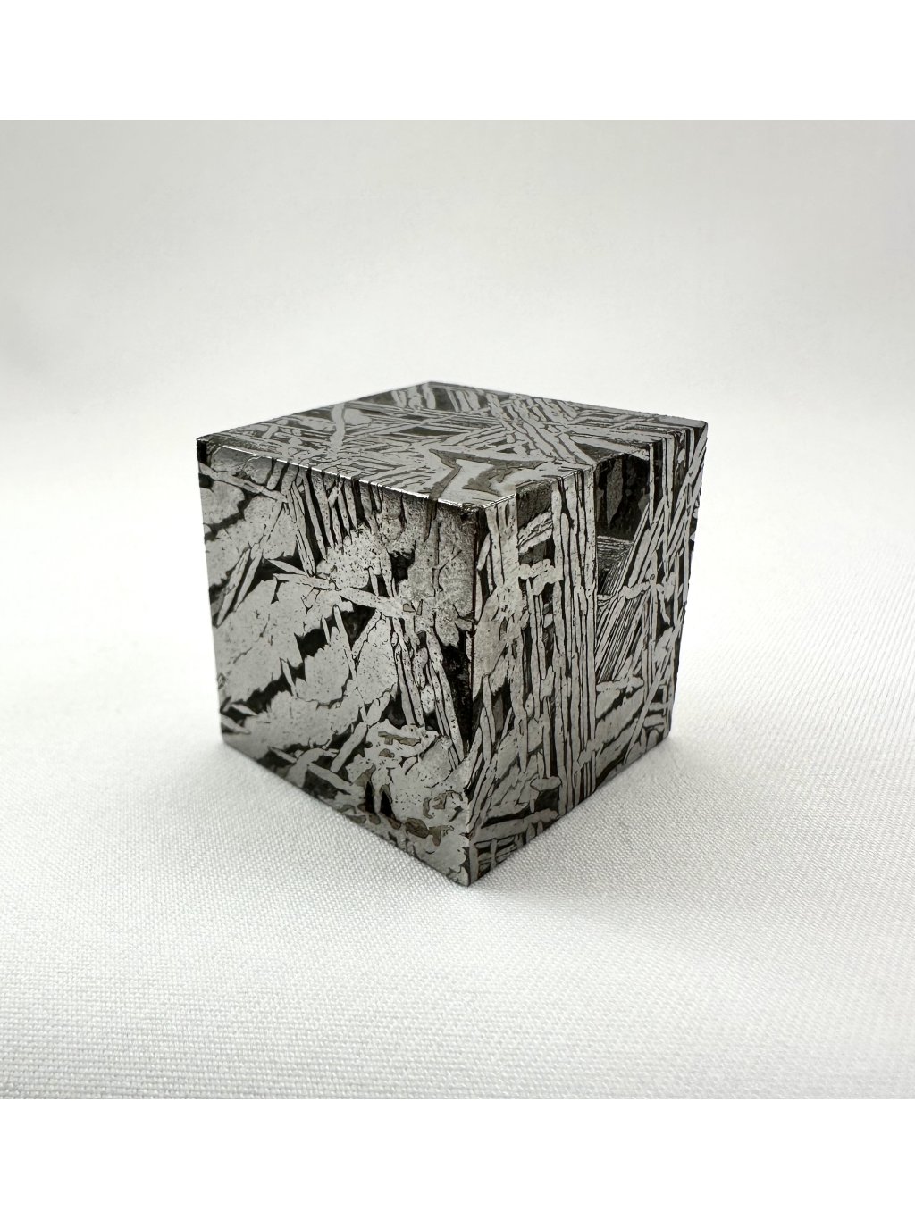 Meteorite Aletai Cube 27,9 mm – Xinjiang, China