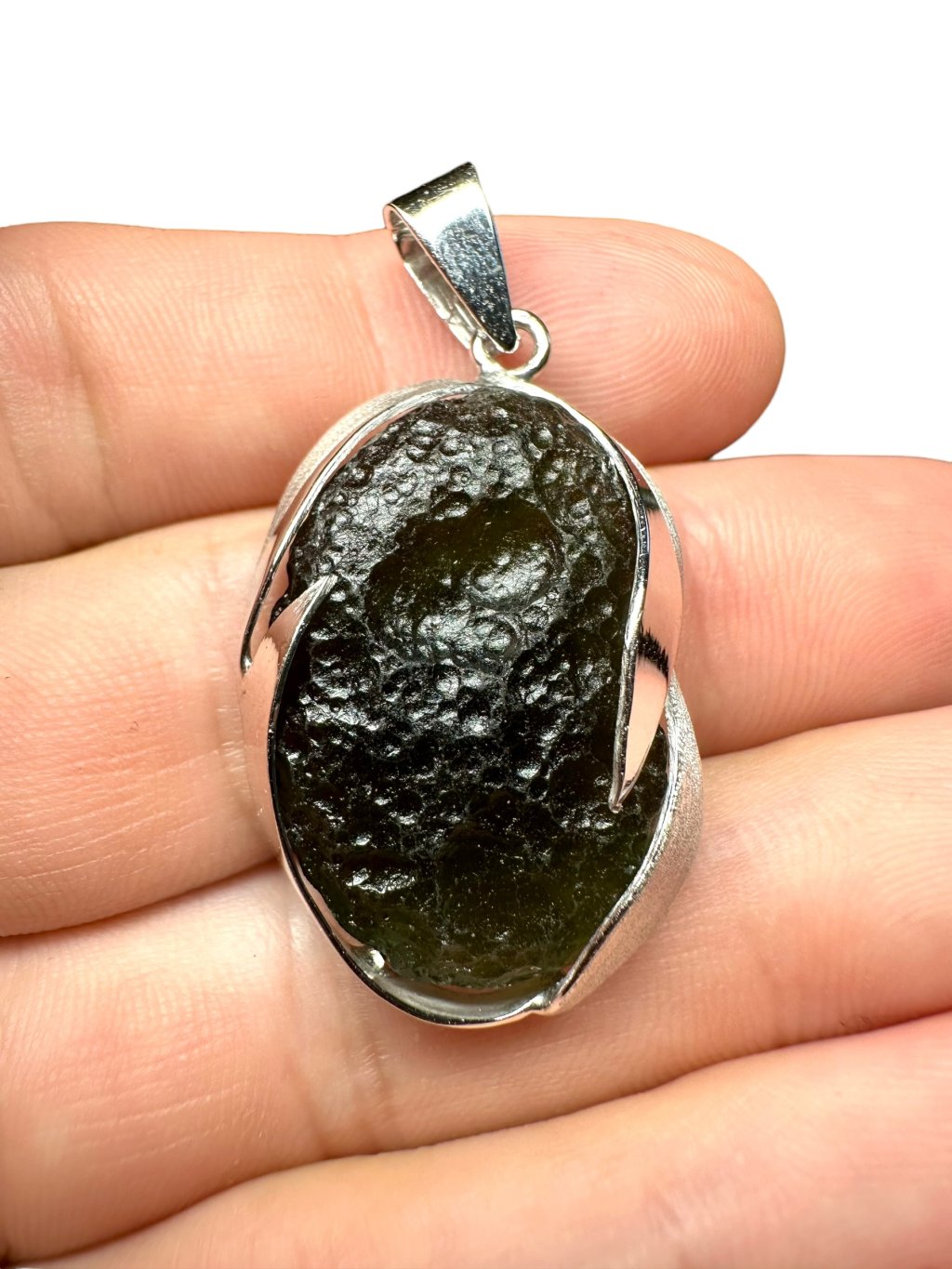 Silver moldavite pendant 7,4g