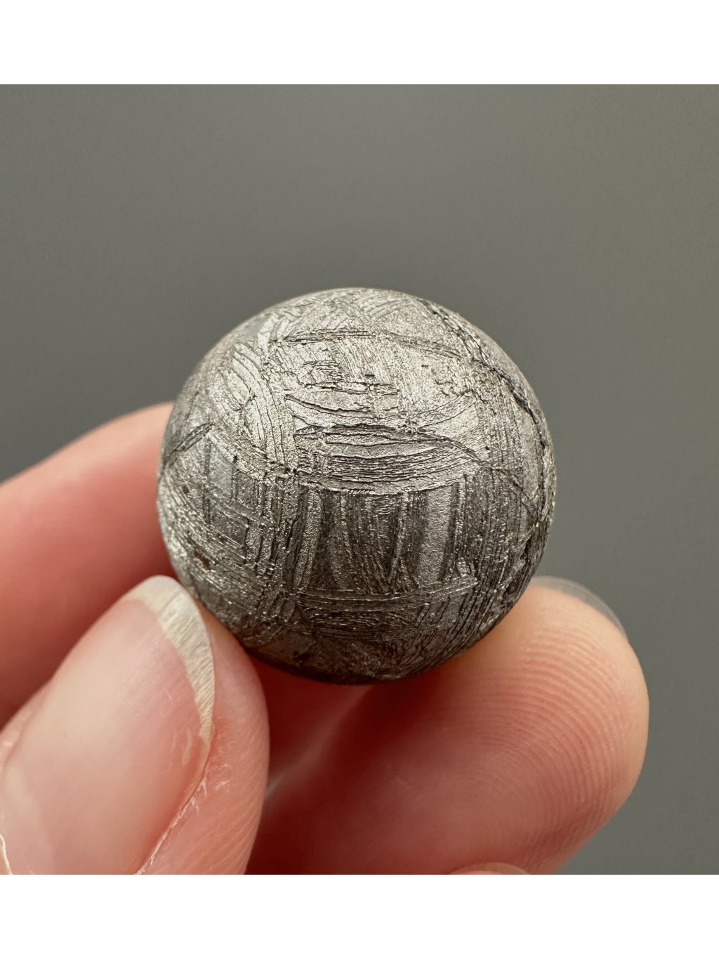 Meteorite Muonionalusta sphere 2 cm – Norrbotten, Sweden