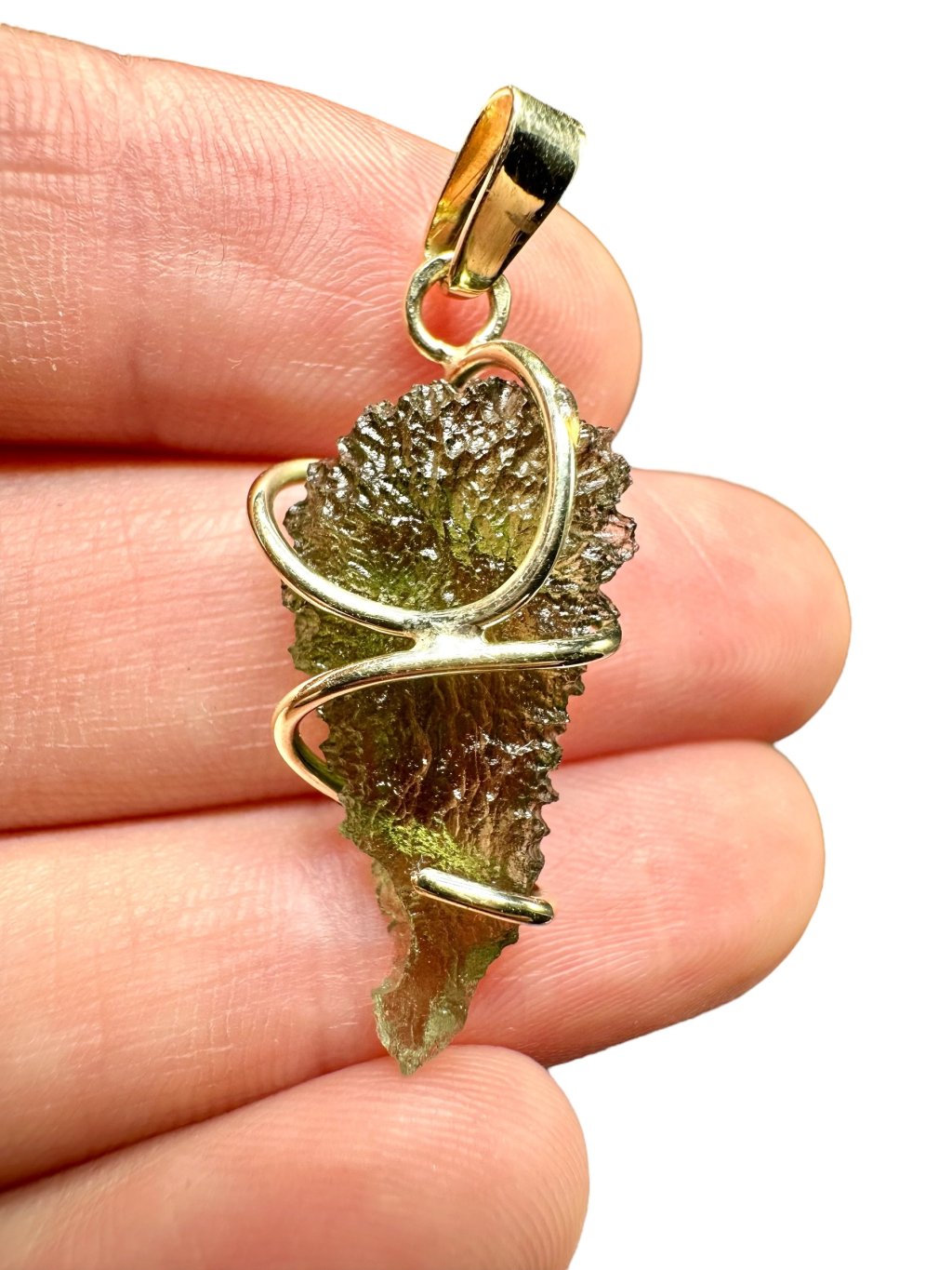 Gold moldavite pendant 2,8g