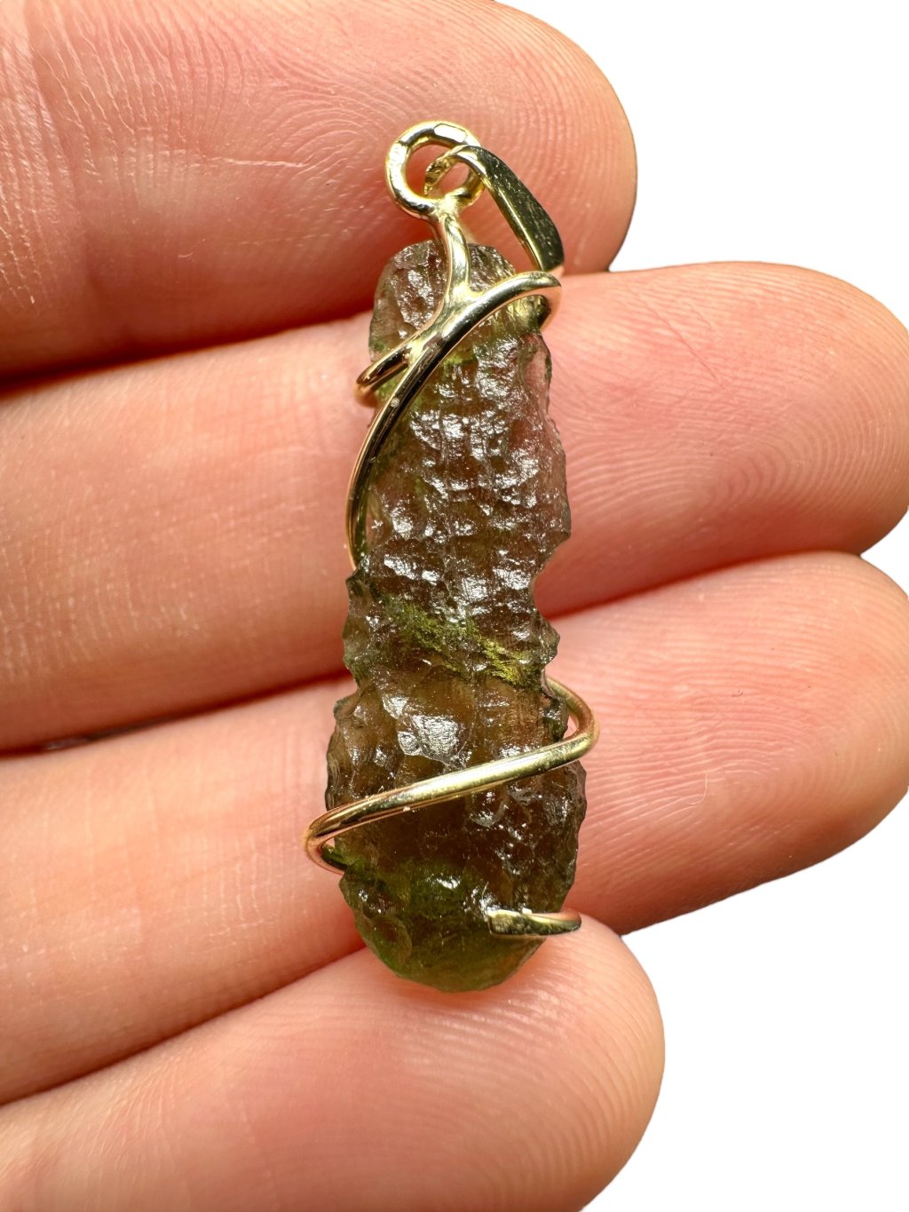 Zlatý vltavínový přívěsek 1,9g