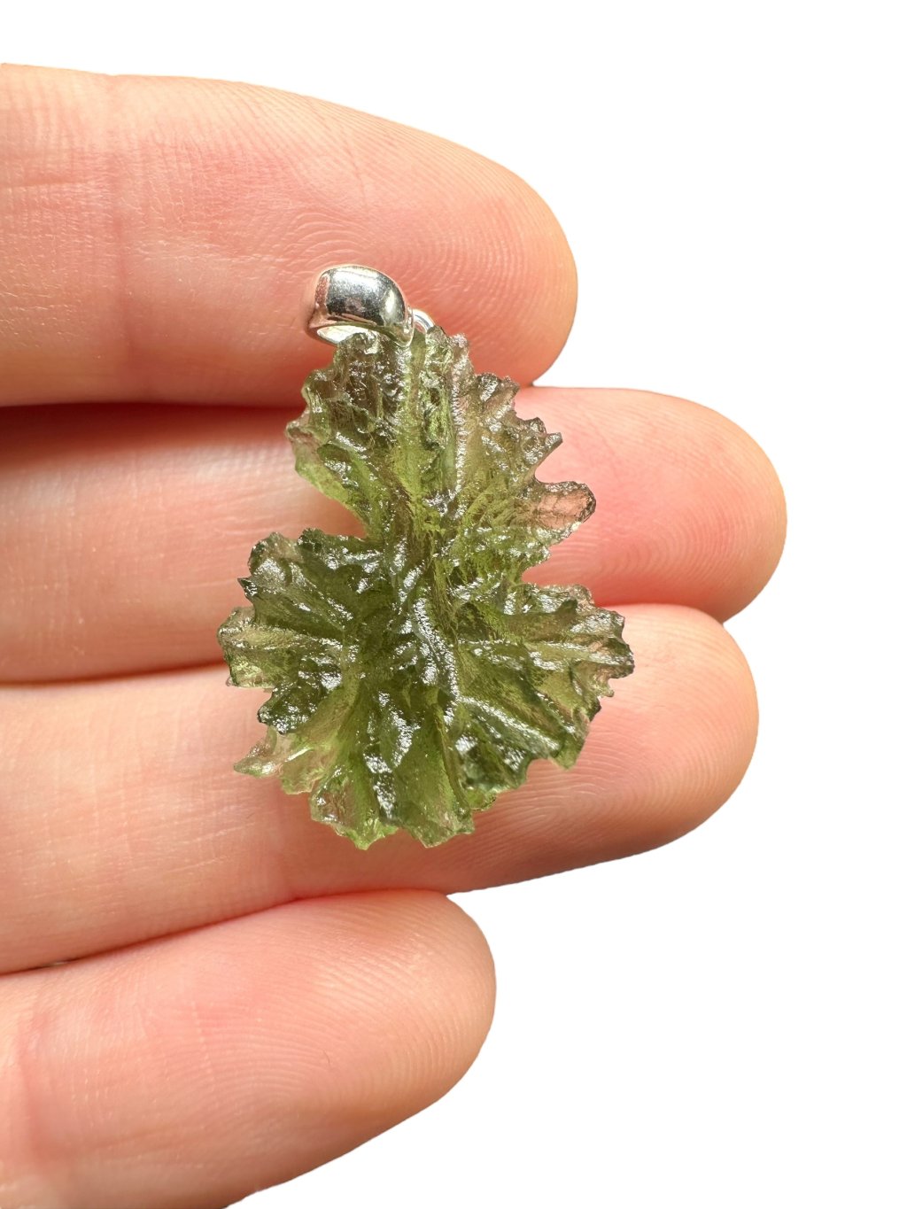 Stříbrný vltavínový přívěsek 2,8g z Besednické Ježkovny