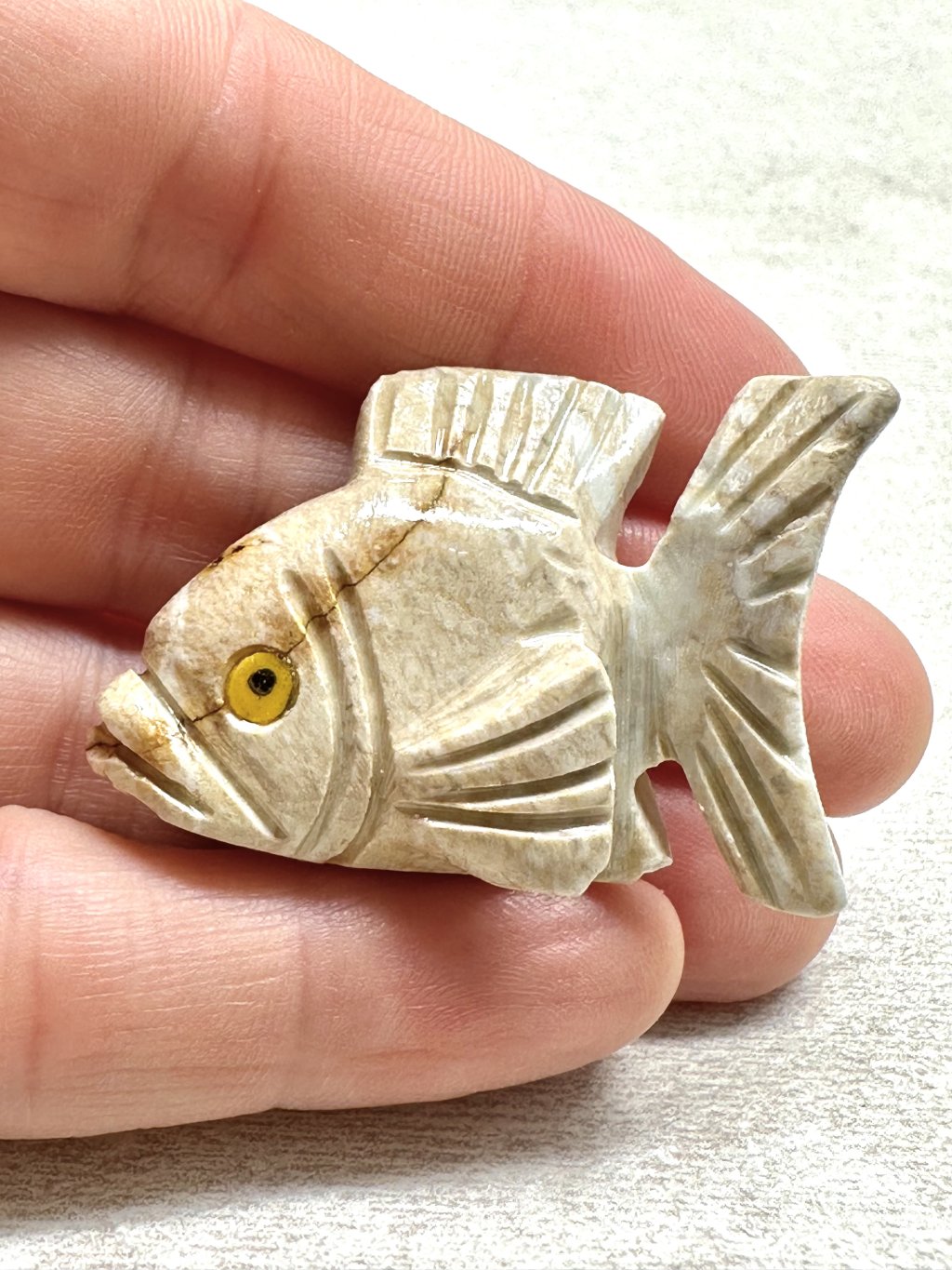 Tierchen aus Speckstein – Fischchen