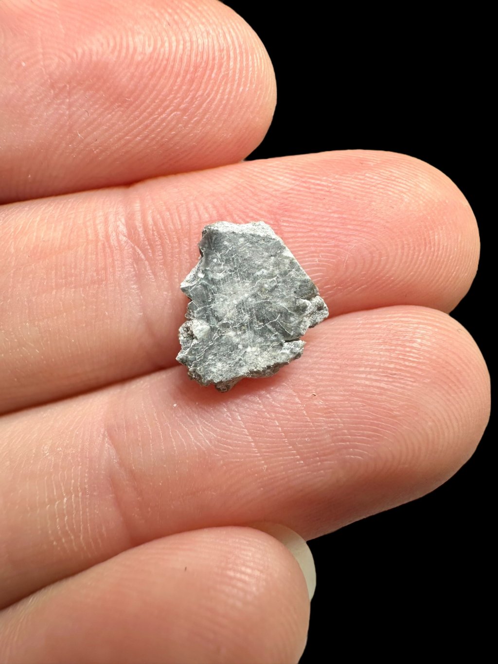 Mondmeteorit Gadamis 004 – 0,3g – Libyen