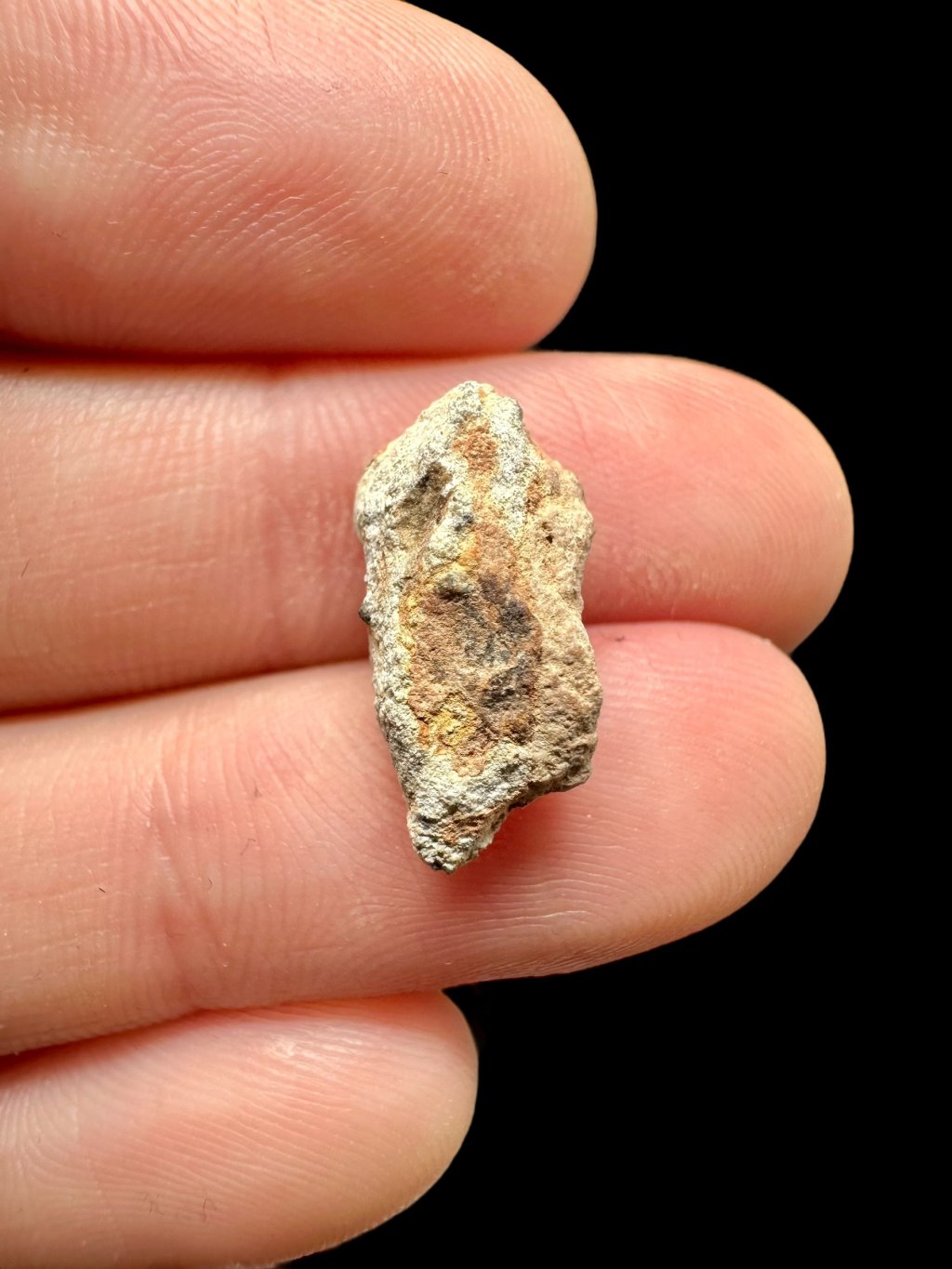 Mondmeteorit Bechar 007 – 0,9g – Algerien