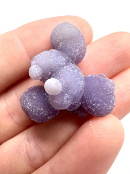 Grape Chalcedony – Sulawesi, Indonesia – 7g