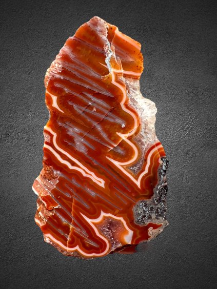 Lightning agate – Horni Halze (red), CZ