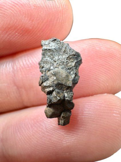 Meteorit Nantan 1,5g – Guangxi, Čína