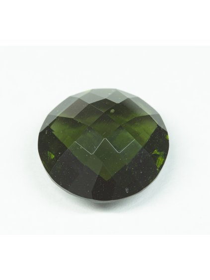 Faceted moldavite