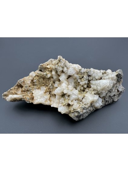 Chabazit – Řepčice u Litoměřic, ČR