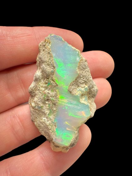 Precious opal – Welo, Ethiopia