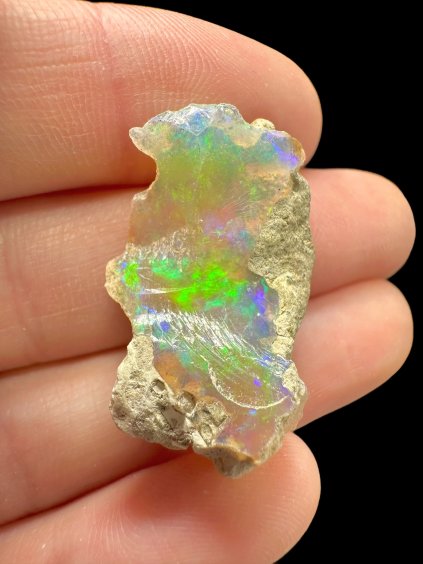 Precious opal 15ct – Welo, Ethiopia
