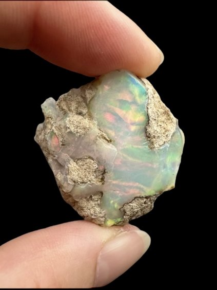 Precious opal 40ct – Welo, Ethiopia