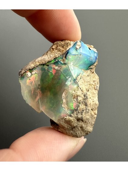 Precious opal 55ct – Welo, Ethiopia
