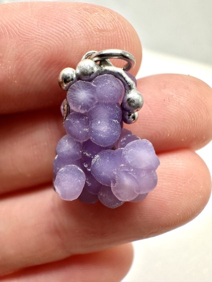 Grape chalcedony pendant