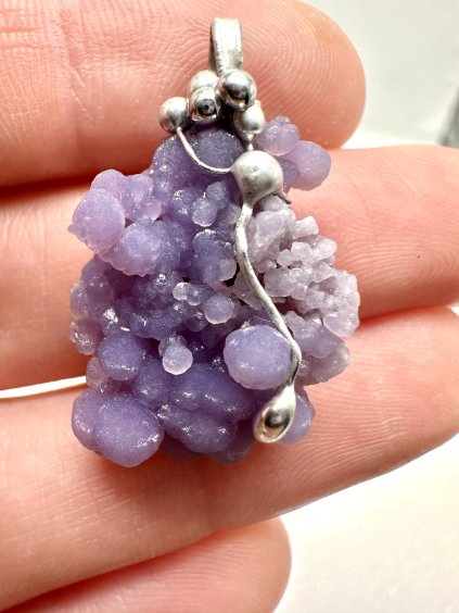 Grape chalcedony pendant