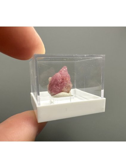 Spinel – Mahenge, Tanzania