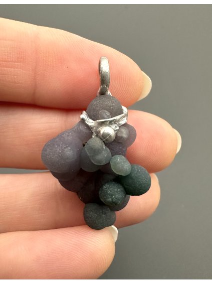 Traubenchalcedon Anhänger