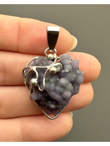 Grape chalcedony pendant