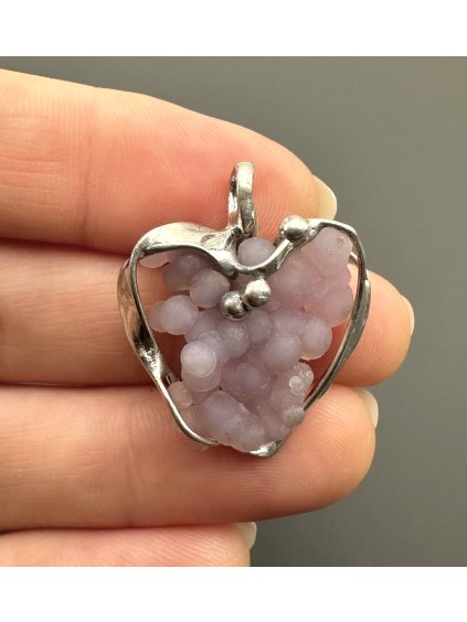 Grape chalcedony pendant