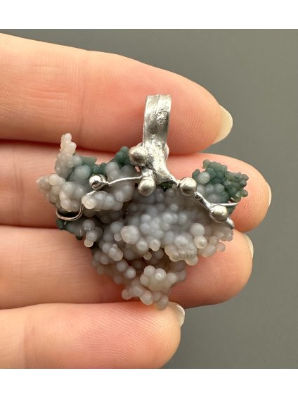 Traubenchalcedon Anhänger