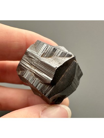 "Pyrite Iron Cross" – Pseudomorphosis of goethite after pyrite – Colombia