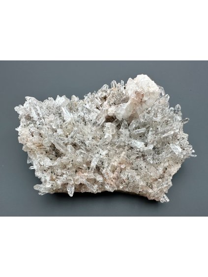 Křišťál s inkluzemi chloritu – Santander, Kolumbie