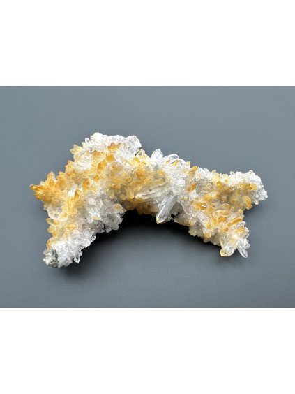 Crystal with limonite and chlorite – Santander, Colombia