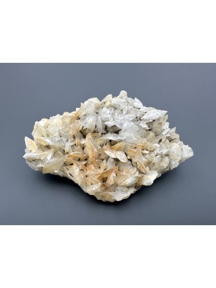 Calcite – Jenikov u Duchcova, CZ