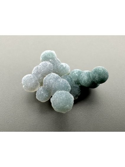 Hroznový chalcedon – Sulawesi – Indonésie – 1,9g