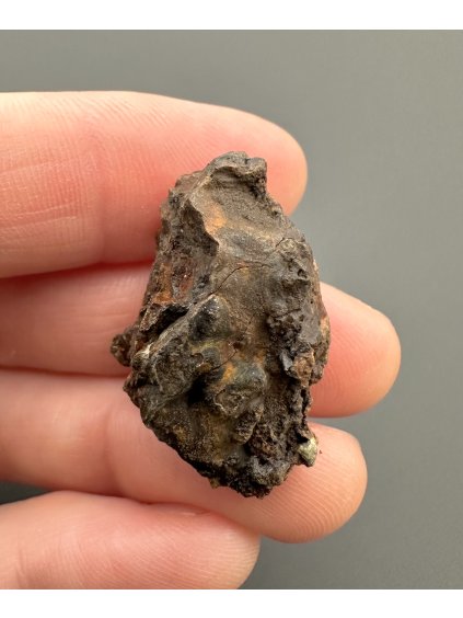 Sericho Pallasite Meteorite 8,7g / raw – Kenya