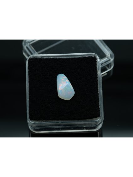 Edelopal – Cabochon – Dubniky, Slowakei