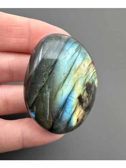 Labradorit – Madagaskar