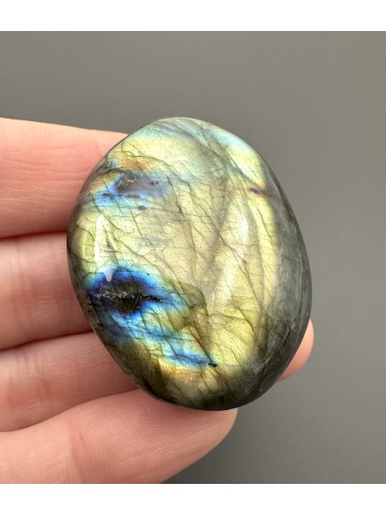 Labradorit – Madagaskar