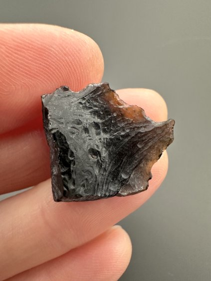 Bilitonite "Batu Satam" 1,9g – Belitung, Indonesia