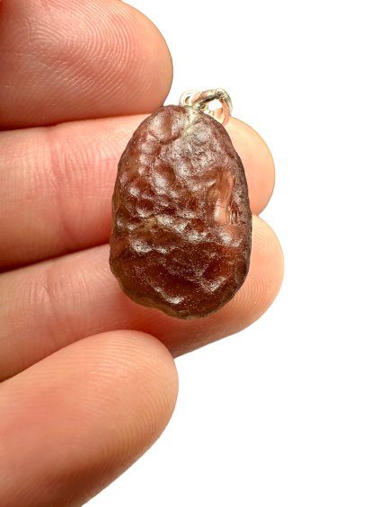 Stříbrný přívěsek z kolumbianitu