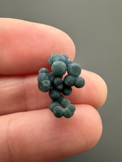 Hroznový chalcedon – Sulawesi – Indonésie – 0,7g