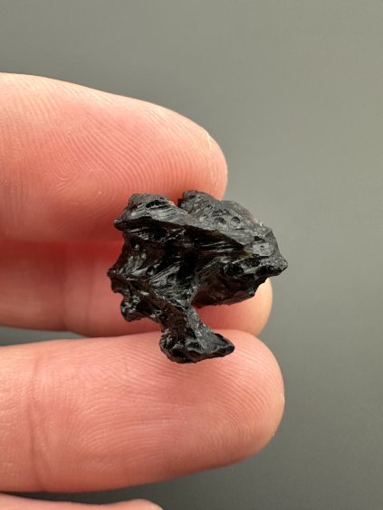 Bilitonit "Batu Satam" 1,7g – Belitung, Indonésie