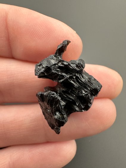 Bilitonit "Batu Satam" 2,8g – Belitung, Indonésie