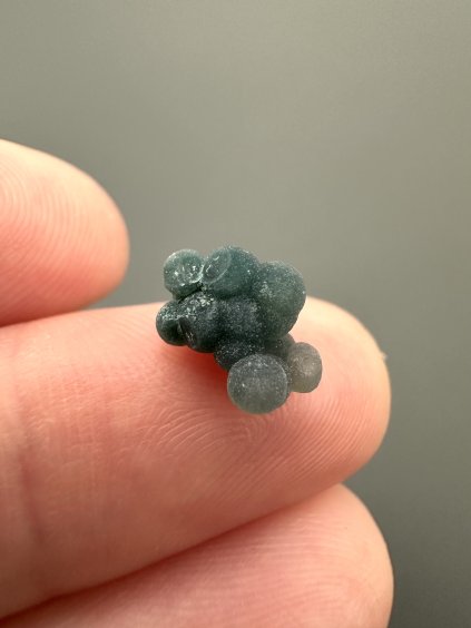 Hroznový chalcedon – Sulawesi – Indonésie – 0,4g