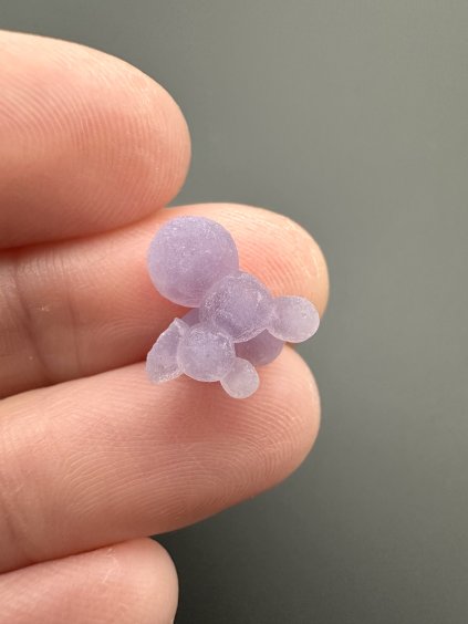 Grape Chalcedony – Sulawesi, Indonesia – 0,8g