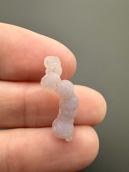 Hroznový chalcedon – Sulawesi – Indonésie – 0,8g