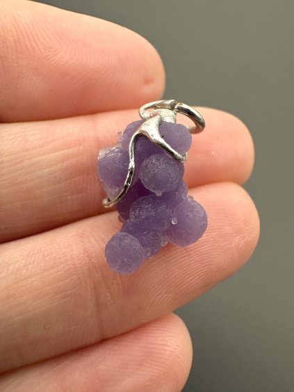 Grape chalcedony pendant