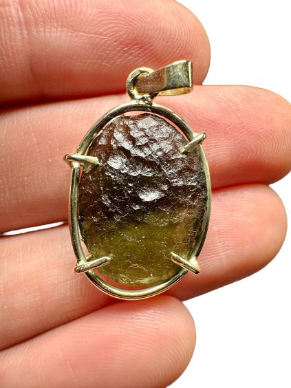 Zlatý vltavínový přívěsek 2,8g