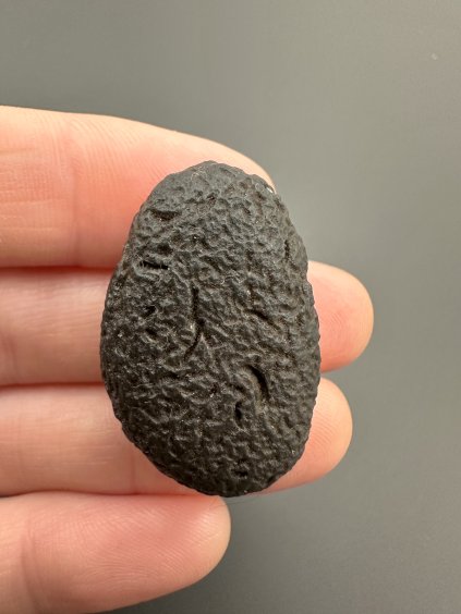 Dračí obsidián 9g – Milos, Řecko