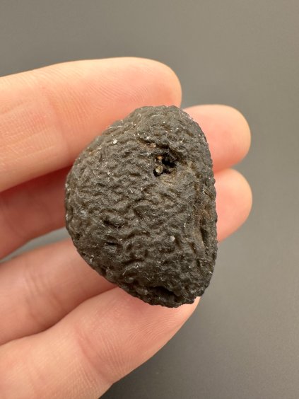 Dračí obsidián 14,7g – Milos, Řecko